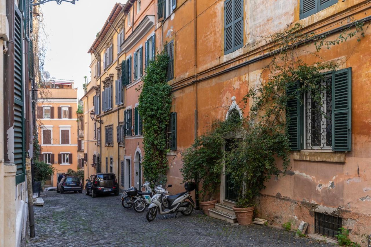 Deza Cozy Place In Monti Rom